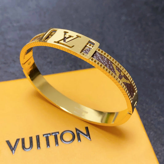 LV bracelet